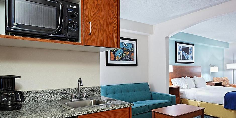 Holiday Inn Express Richmond-Brandermill-Hull Street By Ihg Εξωτερικό φωτογραφία