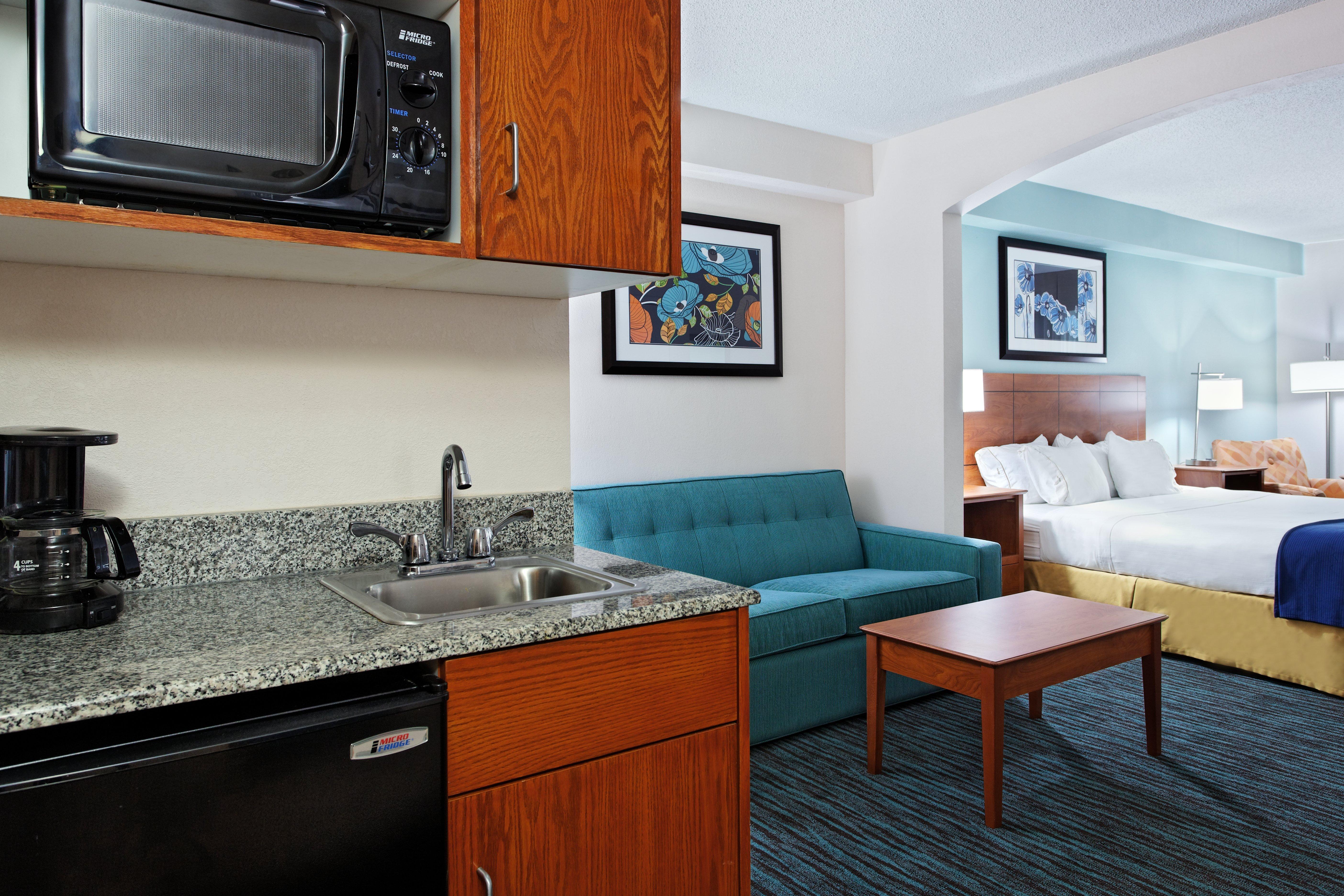 Holiday Inn Express Richmond-Brandermill-Hull Street By Ihg Εξωτερικό φωτογραφία